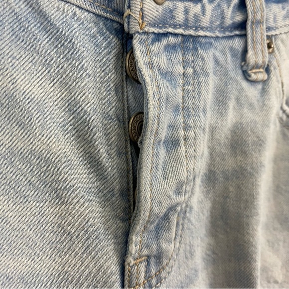 Abercrombie & Fitch Ames Slim Boyfriend Jeans Button Fly Light Wash Distressed 2 - Picture 4 of 10